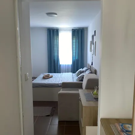 Avlija Bed & Breakfast *